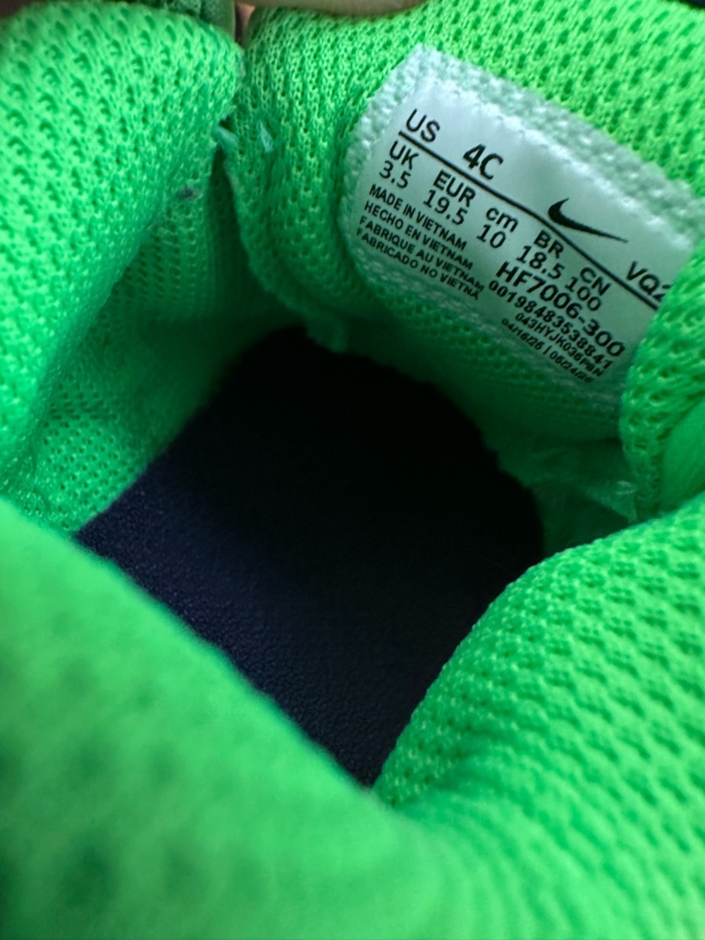Baby/ Toddler 4C Nike Dynamic Fit Sneakers in Green - Picture 14 of 14